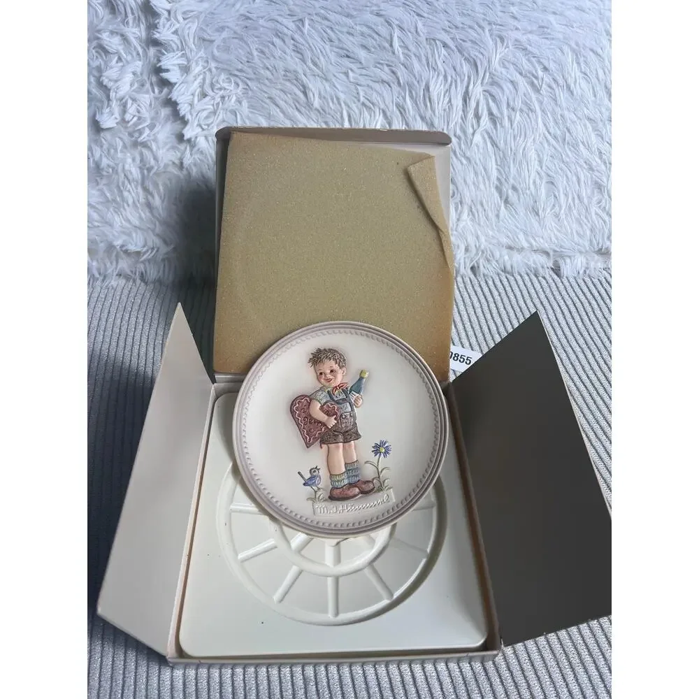Vintage Goebel Hummel Valentine Joy 1987 Plate Hum 737 W Germany Box Collectors